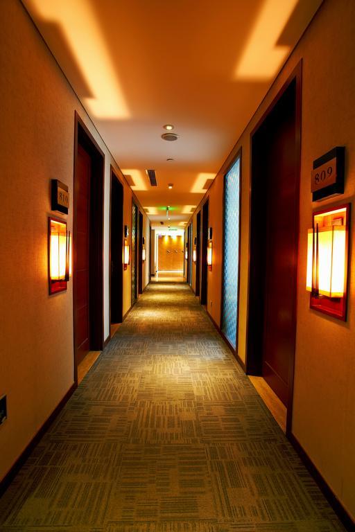 Harriway Hotel 成都 エクステリア 写真